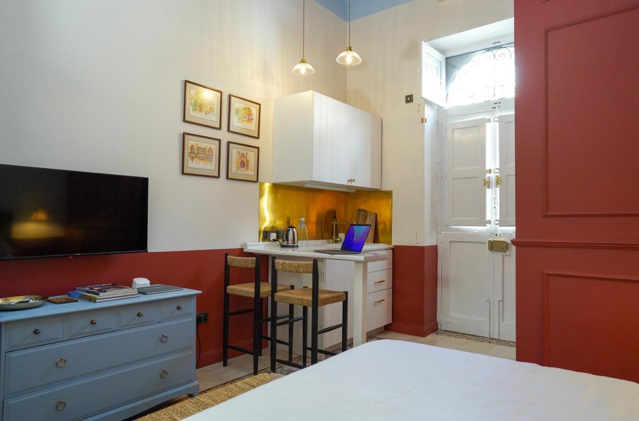 מוסטה Central Malta Luxe Suite Prime Location מראה חיצוני תמונה